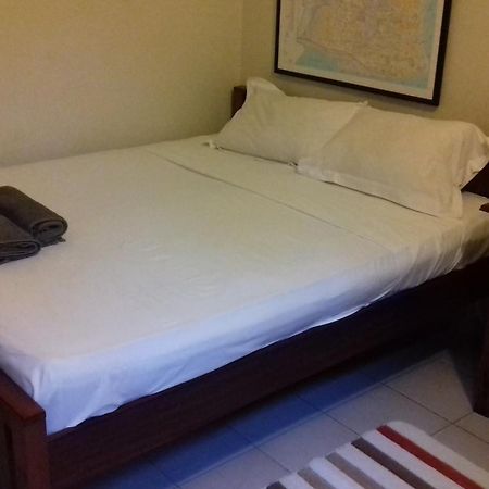 Marien Ngouabi Serviced T0 Chalet Maputo Buitenkant foto